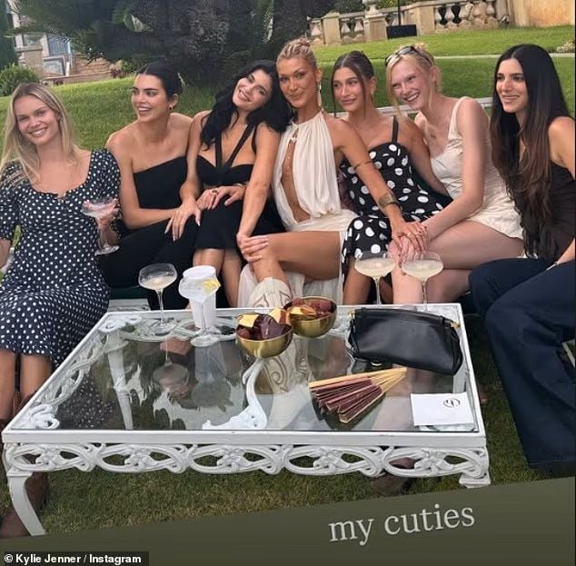 туса2.jpg (94 KB)