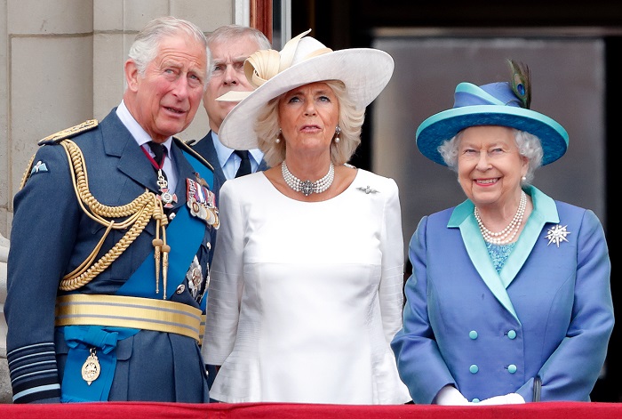 Prince-Charles-Prince-Andrew-Camilla-Parker-Bowles-and-Queen-Elizabeth-II-.jpg (131 KB)