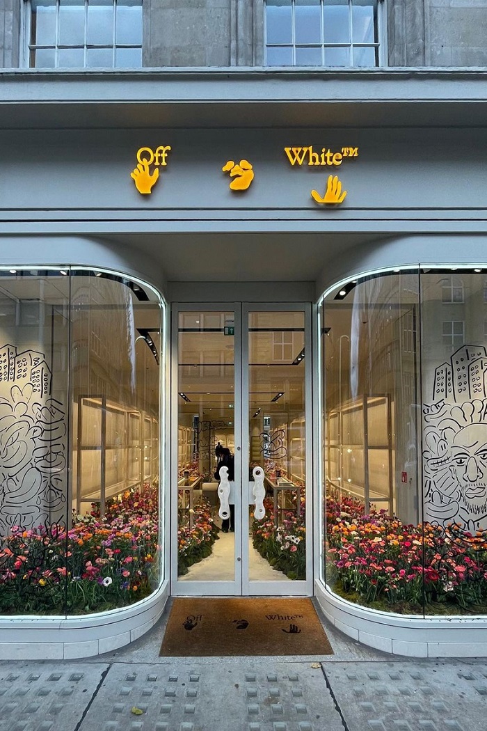 off-white-stores-around-the-world-pay-tribute-remember-virgil-abloh-flowers-tokyo-london-hong-kong-seoul-tokyo-news-001.jpg (303 KB)