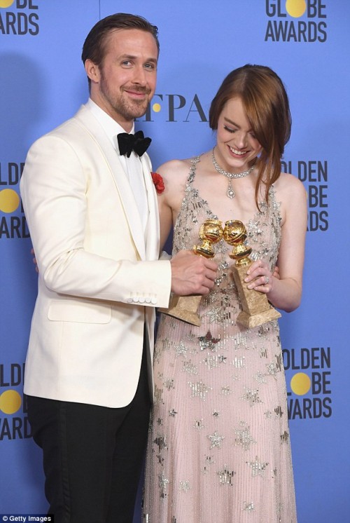 La La Land Uk premiere: Ryan Gosling and Emma Stone greet fans, Films, Entertainment