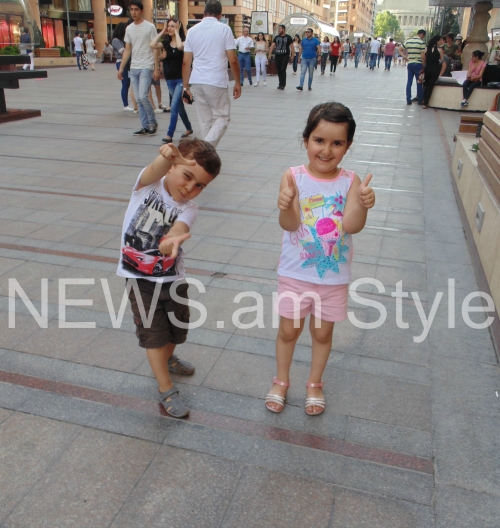 Ереван с детьми. Дети Еревана 5. Ереван с детьми в марте. Ереван с ребёнком 9 лет. Moda Kids Yerevan.