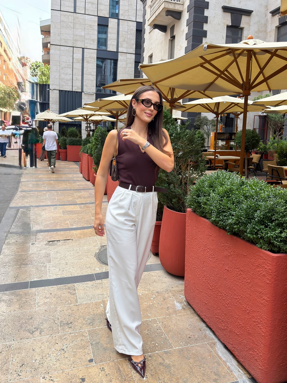 style27091.jpg (396 KB)
