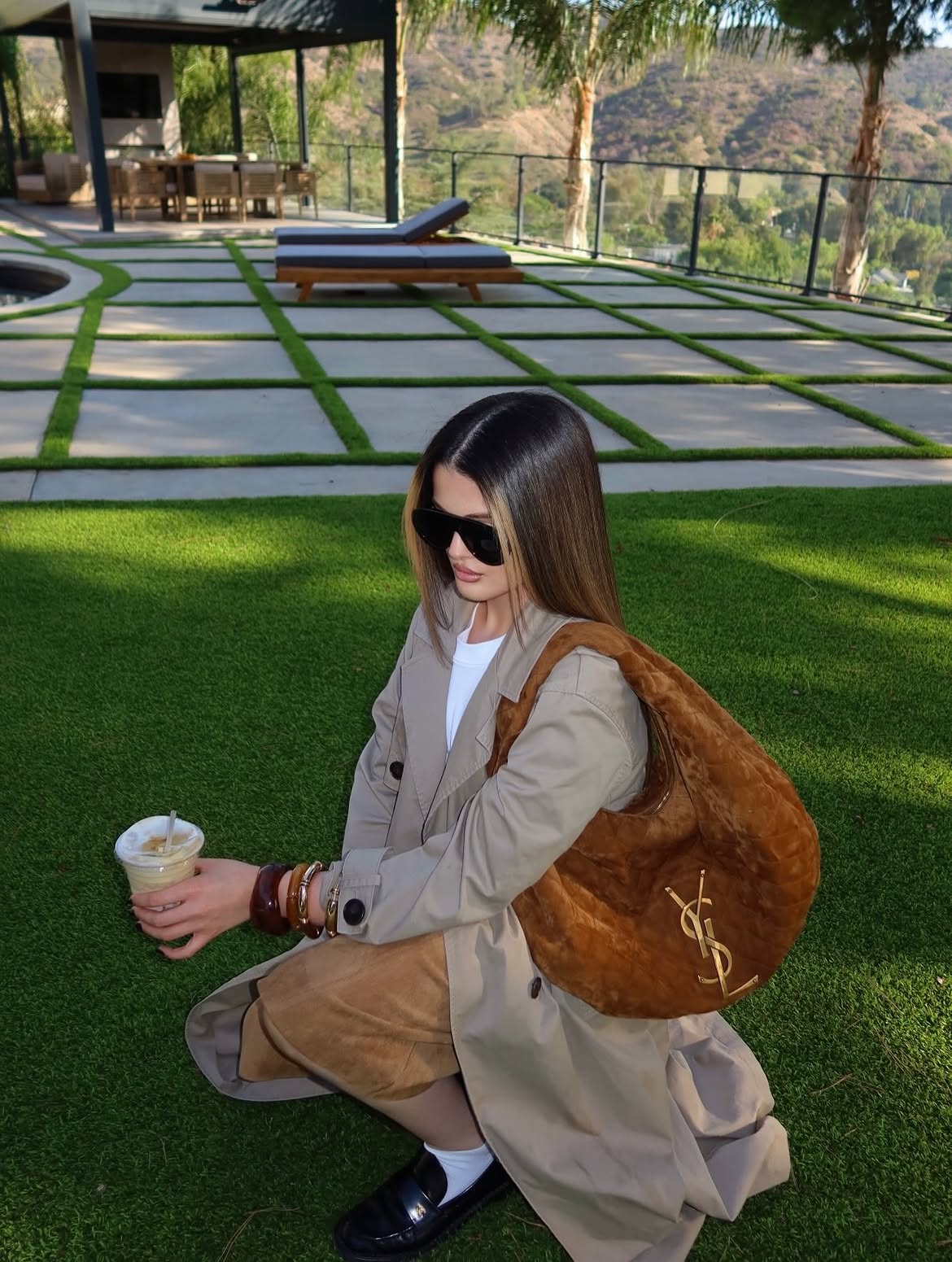 style27098.jpg (257 KB)